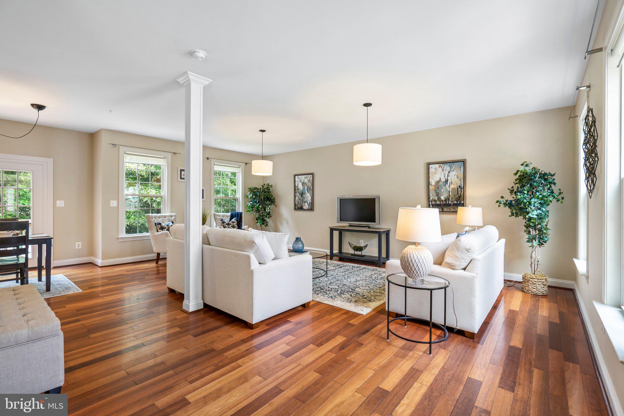 ACADEMY HILLS - Residential