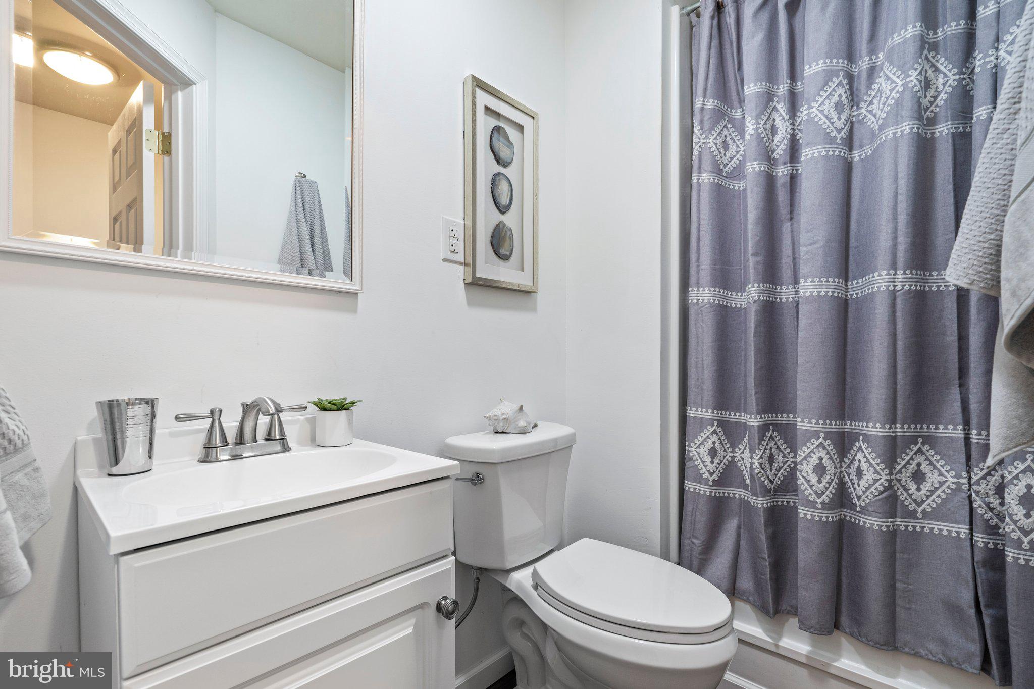 ACADEMY HILLS - Residential