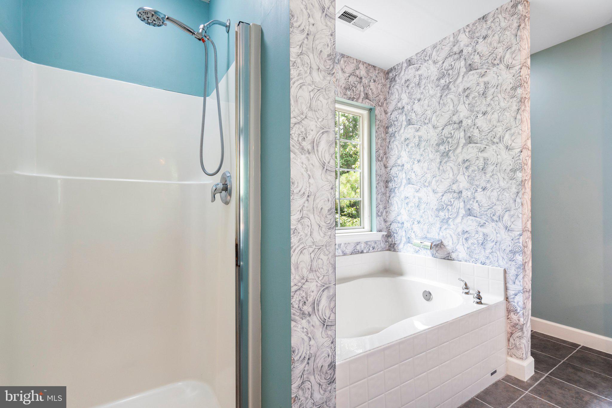 ACADEMY HILLS - Residential