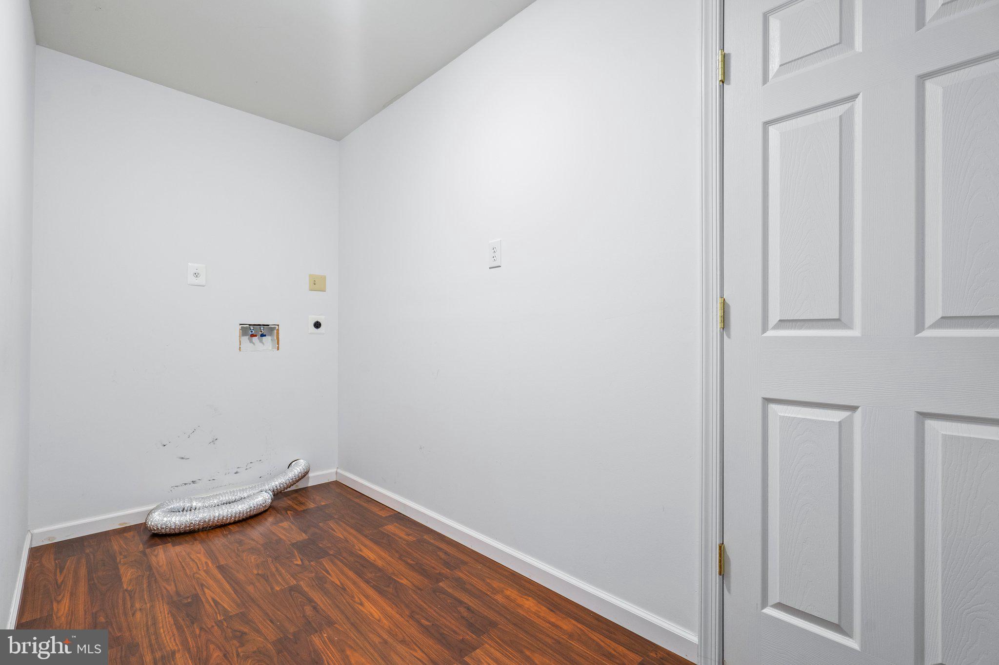 ACADEMY HILLS - Residential