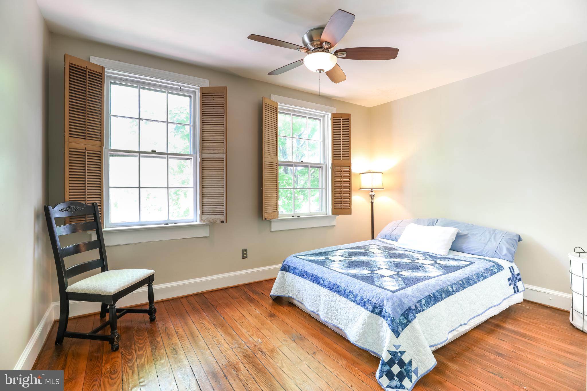 OLD TOWN ALEXANDRIA - Residential