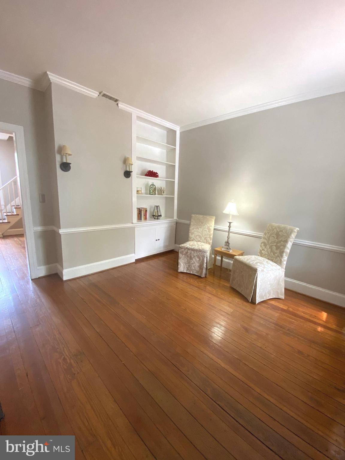 OLD TOWN ALEXANDRIA - Residential