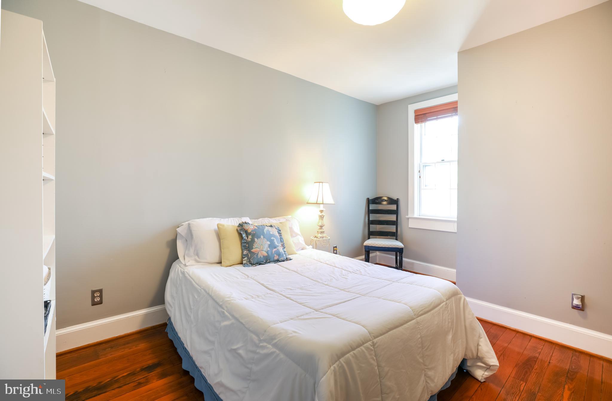 OLD TOWN ALEXANDRIA - Residential