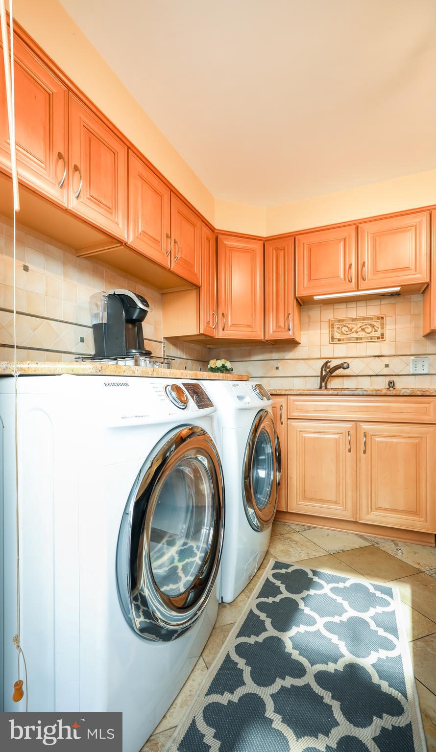 OLD TOWN ALEXANDRIA - Residential