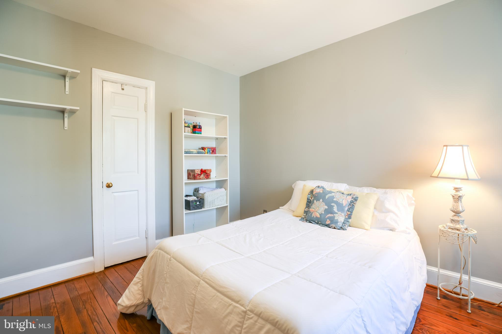 OLD TOWN ALEXANDRIA - Residential