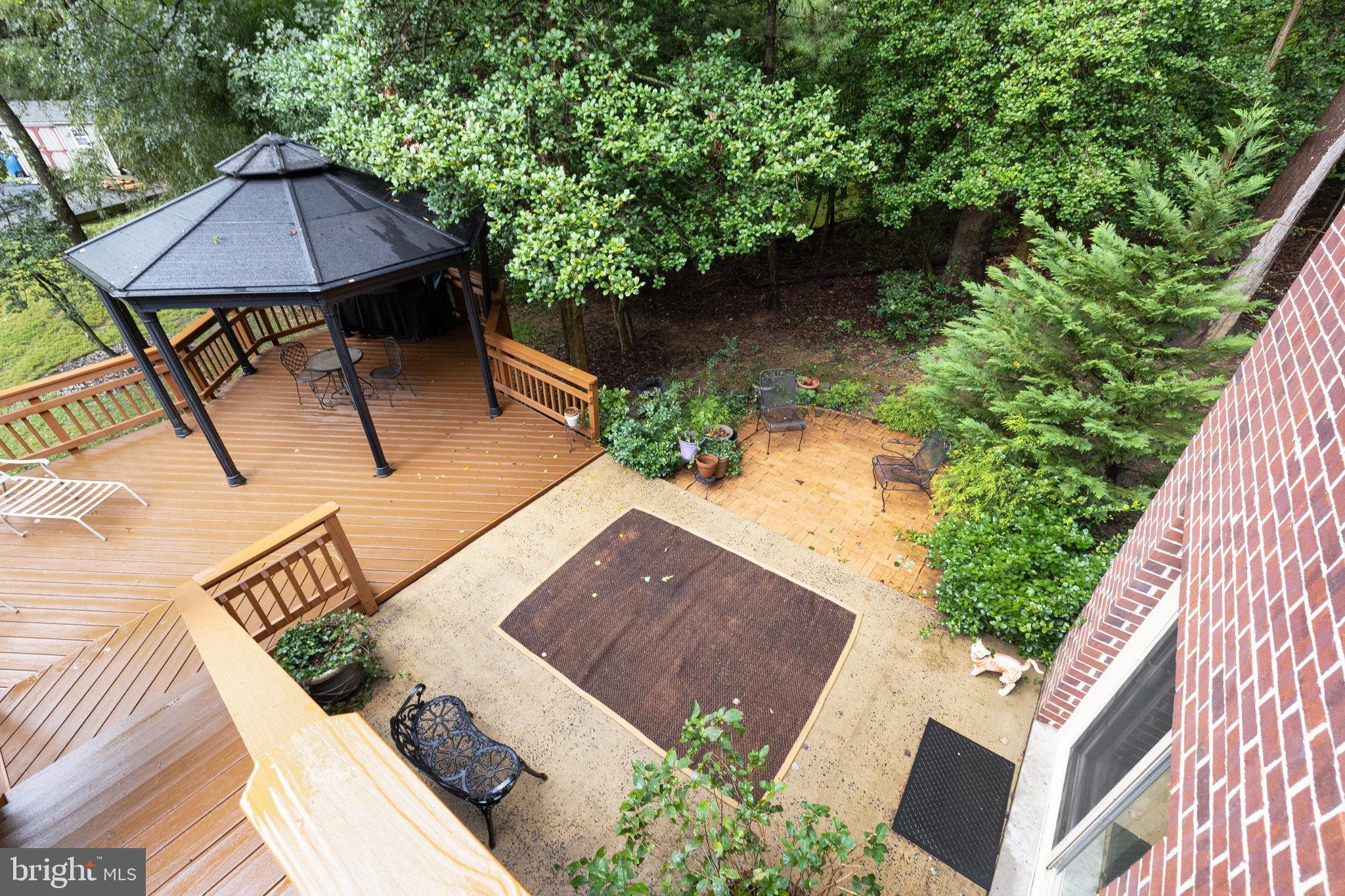 WAPLES MILL ESTATES - Residential