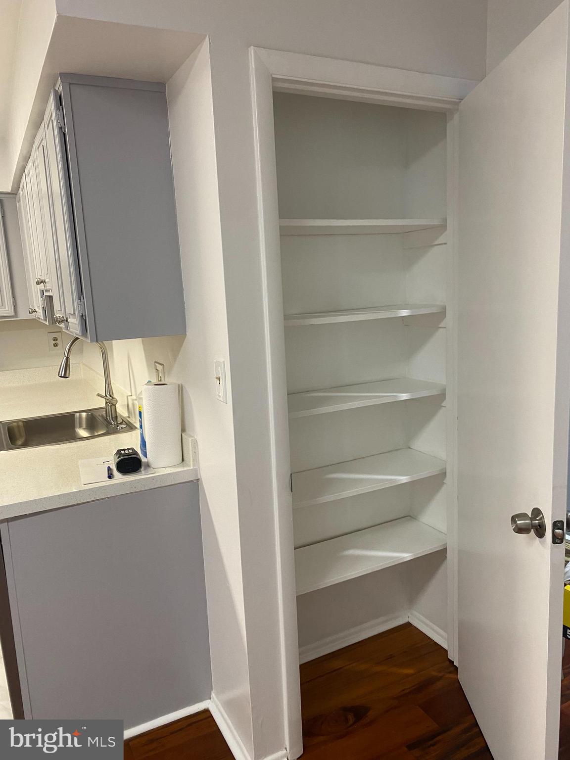 VILLAGE OF OWEN BROWN - Residential