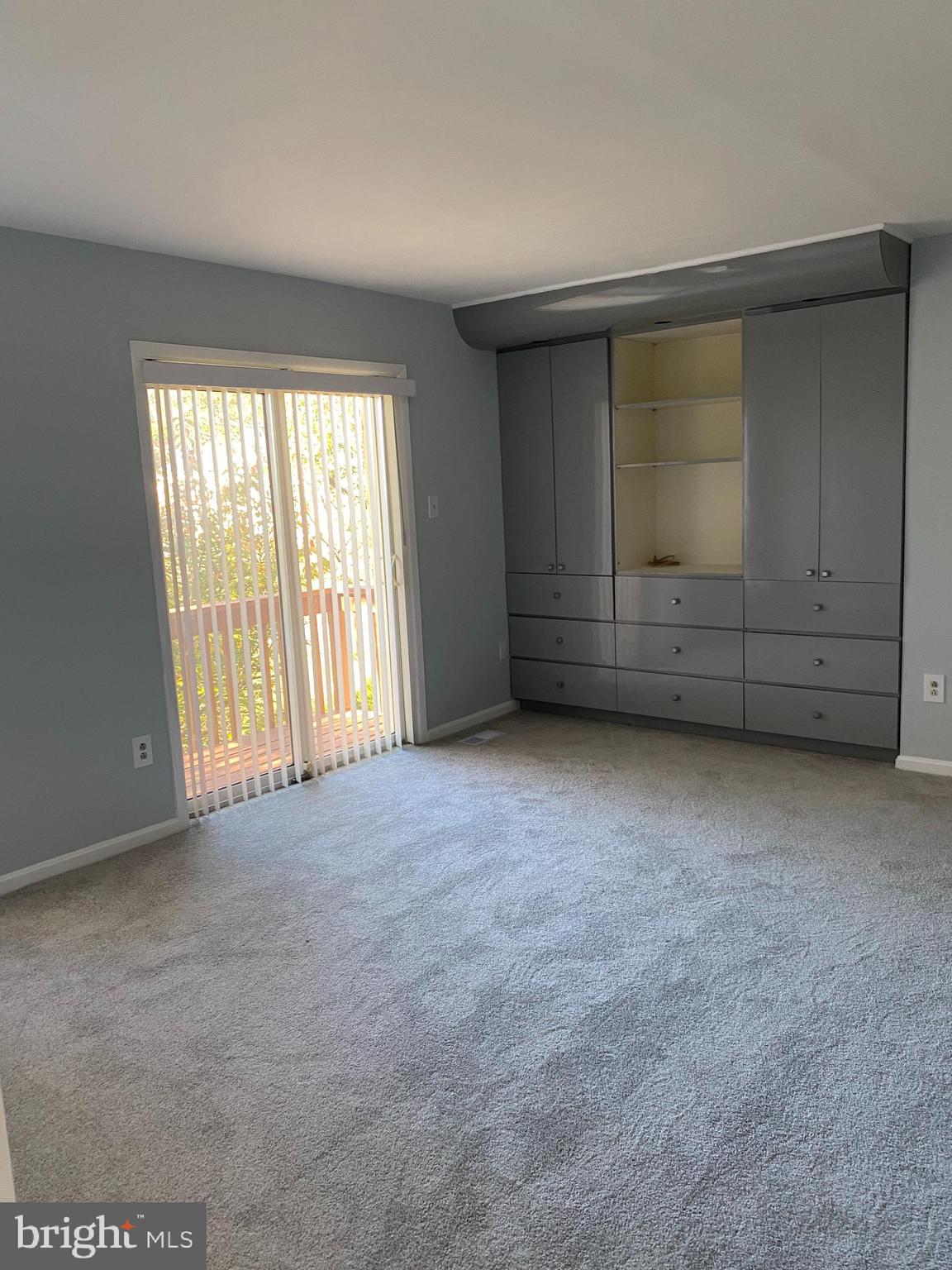 VILLAGE OF OWEN BROWN - Residential