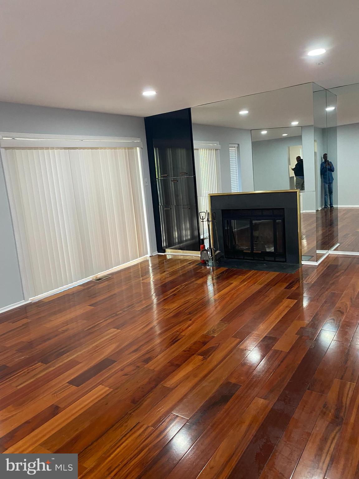 7258 DOCKSIDE LANE