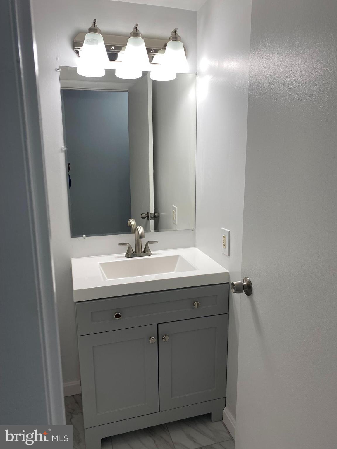 VILLAGE OF OWEN BROWN - Residential