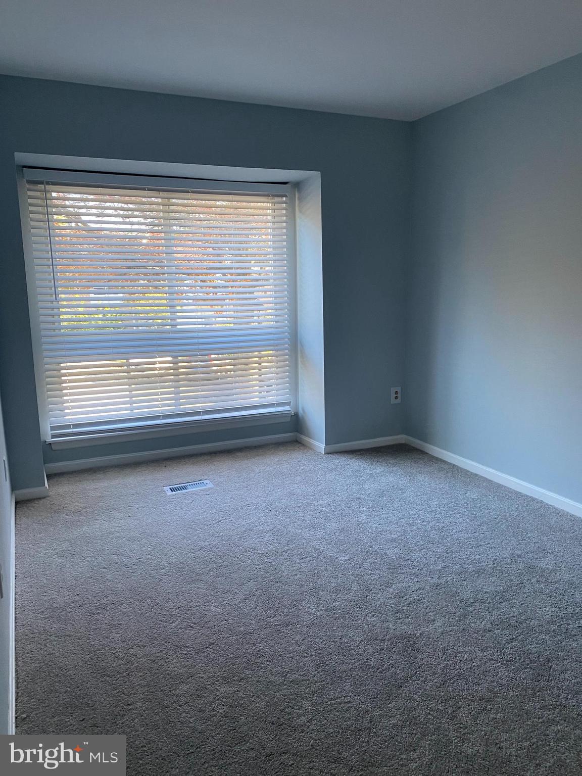 VILLAGE OF OWEN BROWN - Residential