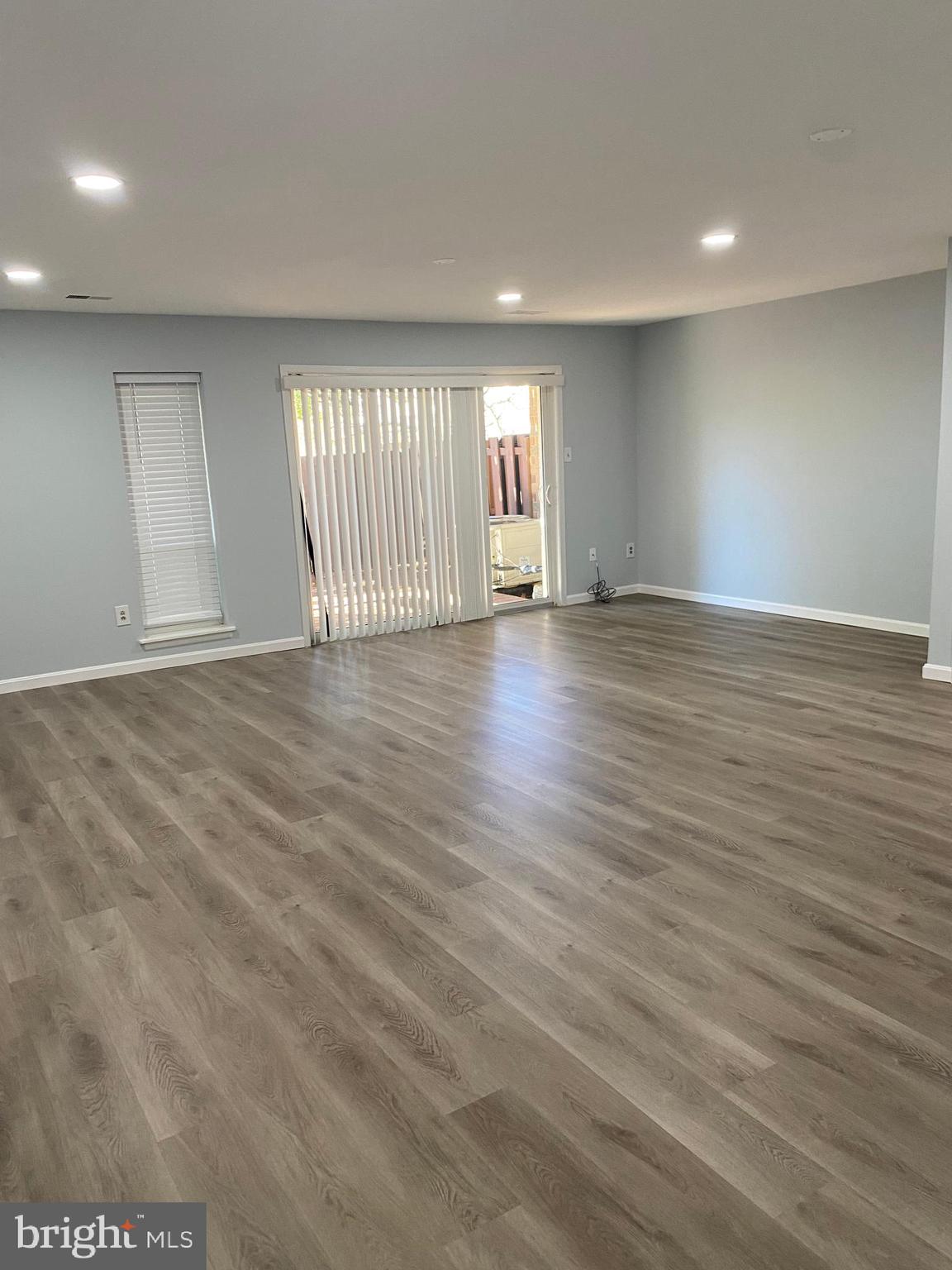 VILLAGE OF OWEN BROWN - Residential