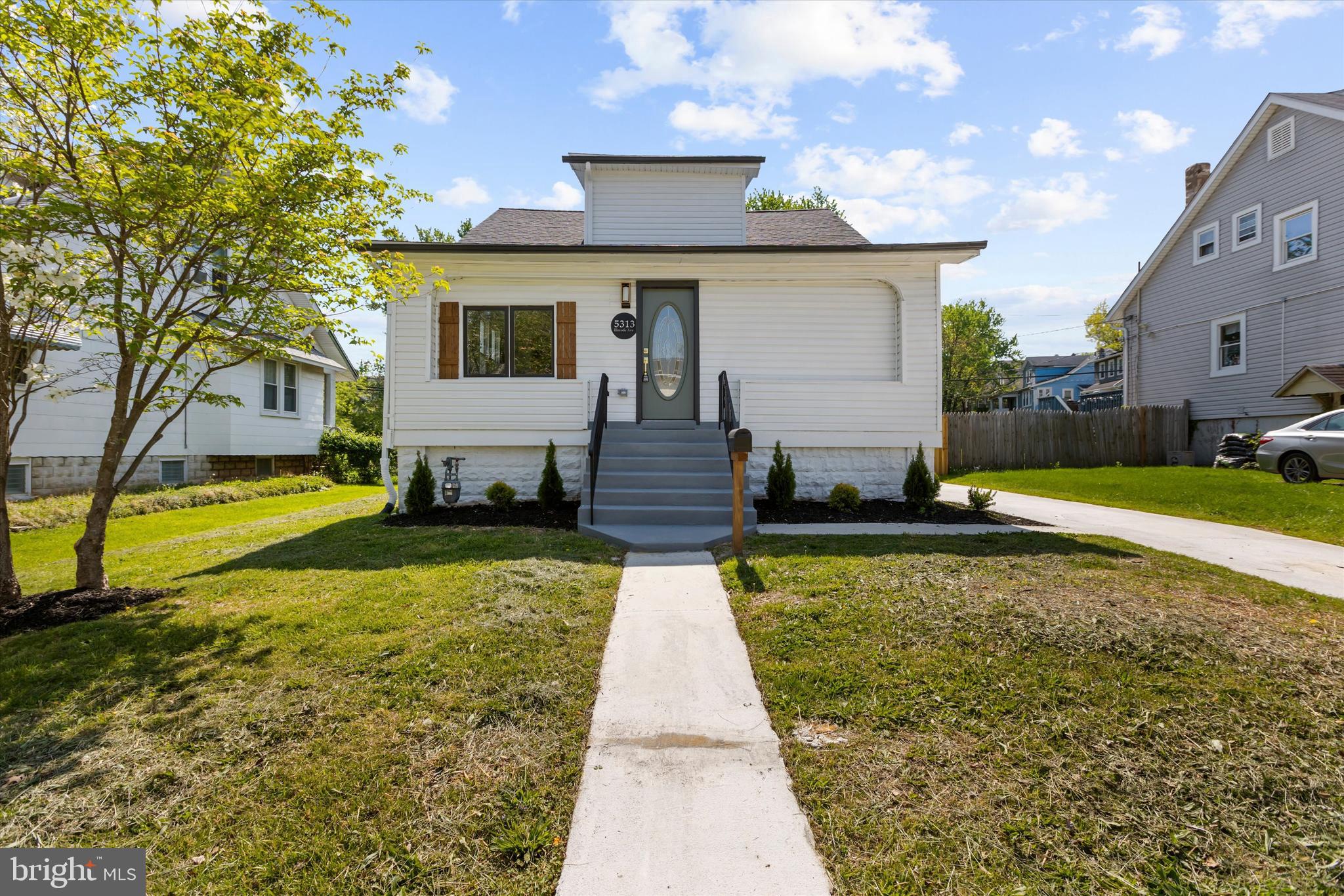 LAURAVILLE HISTORIC DISTRICT - Residential