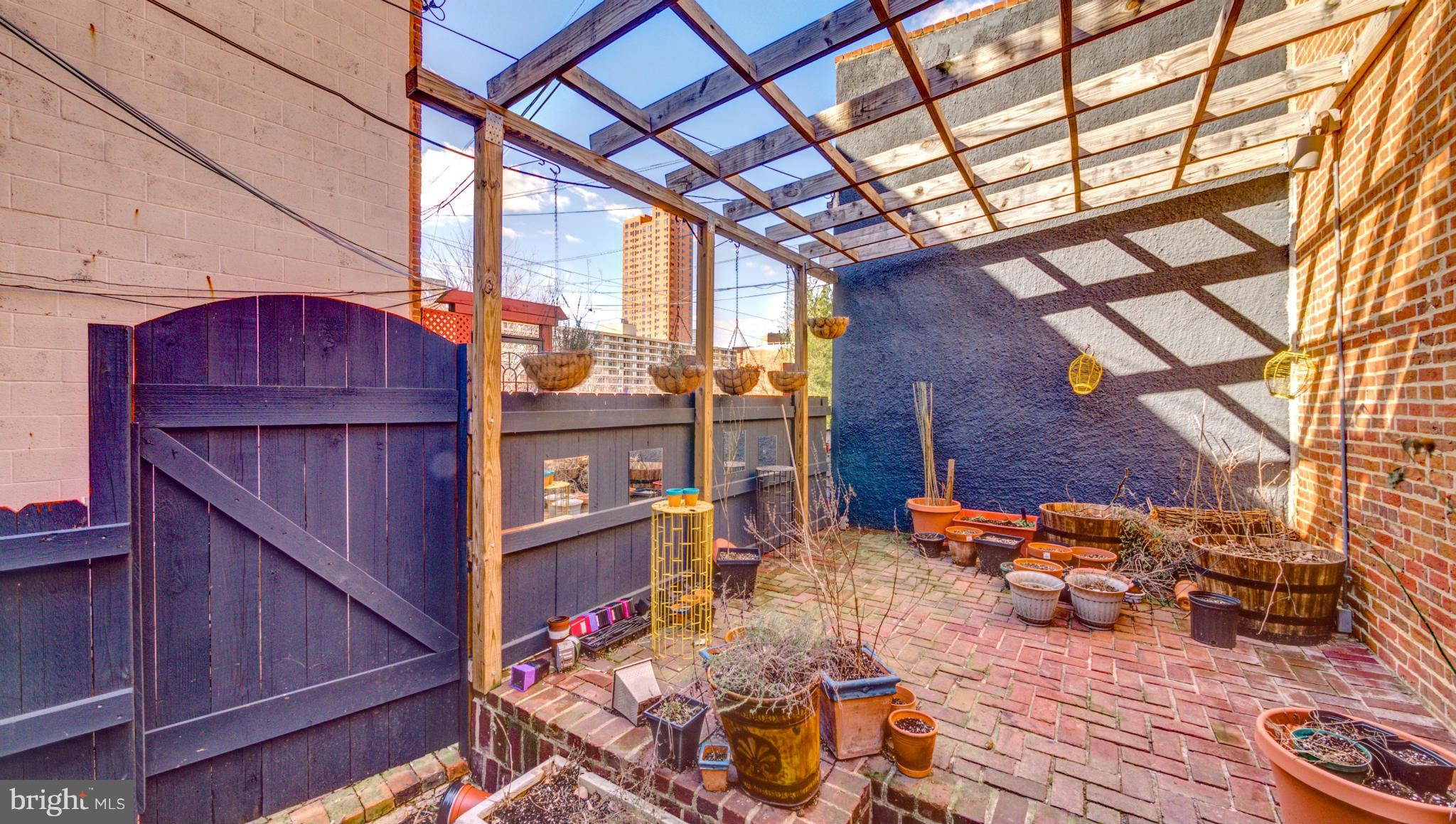 FEDERAL HILL HISTORIC DISTRICT - Residential Lease