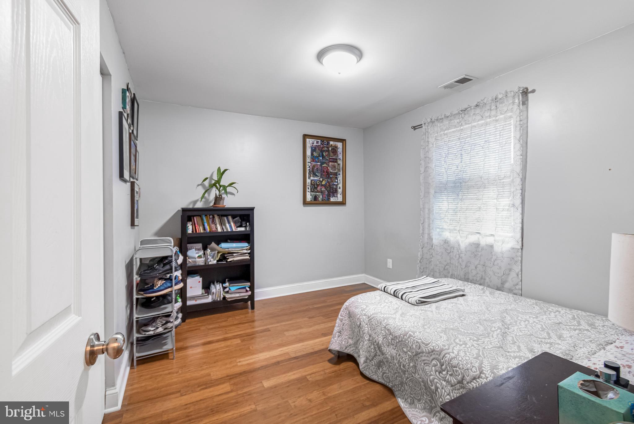 CAROLE HIGHLANDS - Residential