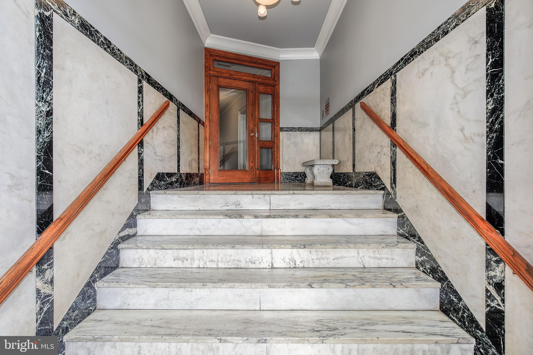 2006 COLUMBIA ROAD NW APT B
