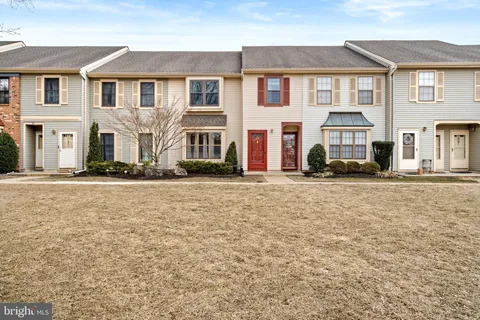 87 Wyndham Place, Robbinsville, NJ MLS: NJME2058186