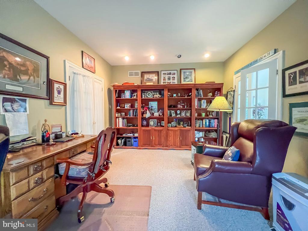 WASHINGTON CROSSING - Residential