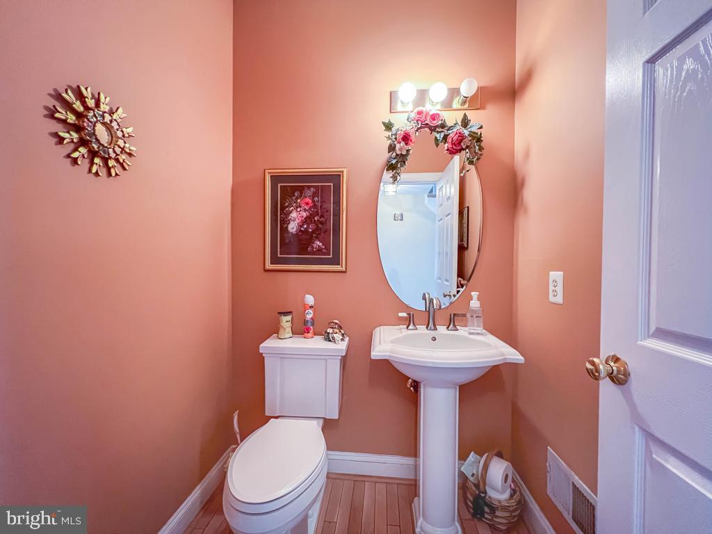 WASHINGTON CROSSING - Residential