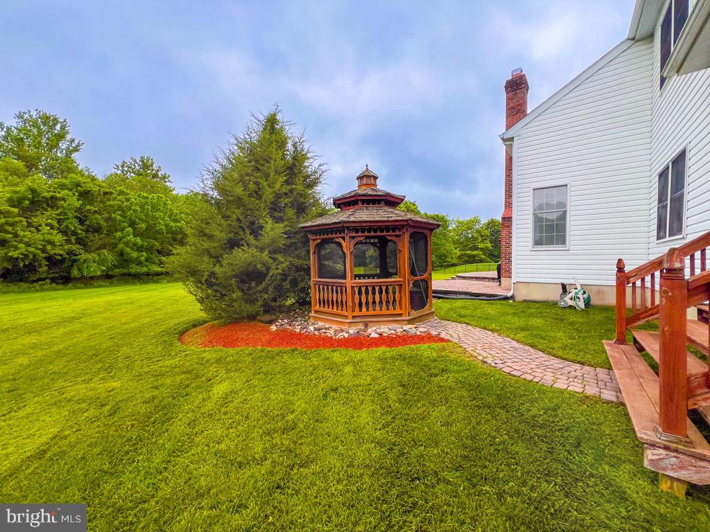 WASHINGTON CROSSING - Residential