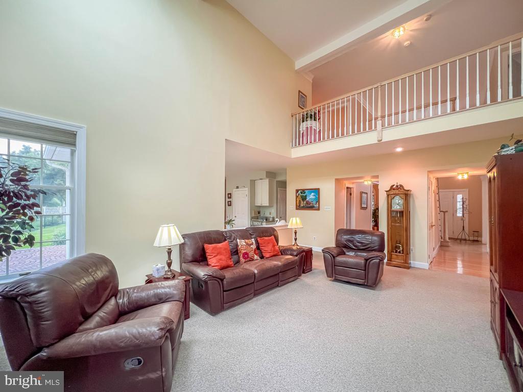 WASHINGTON CROSSING - Residential