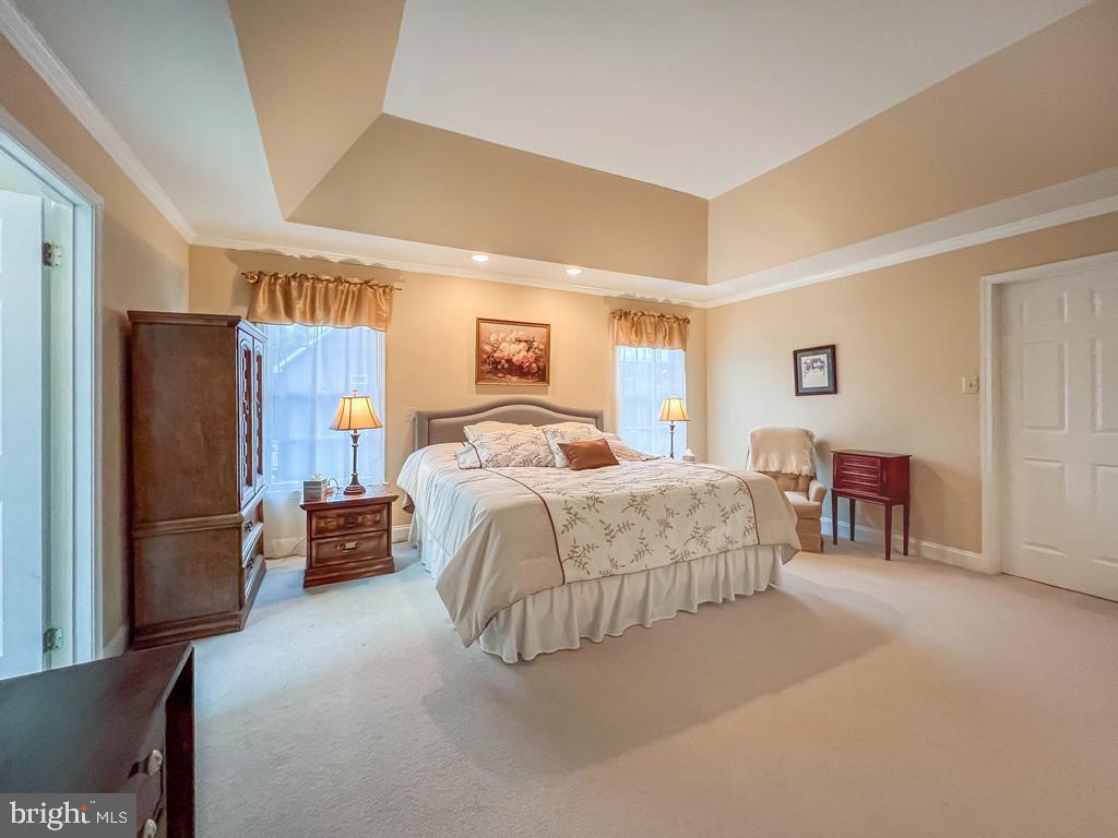 WASHINGTON CROSSING - Residential