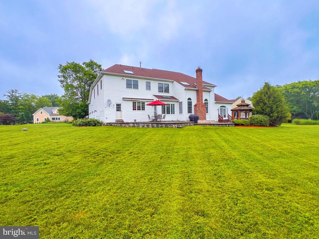 WASHINGTON CROSSING - Residential