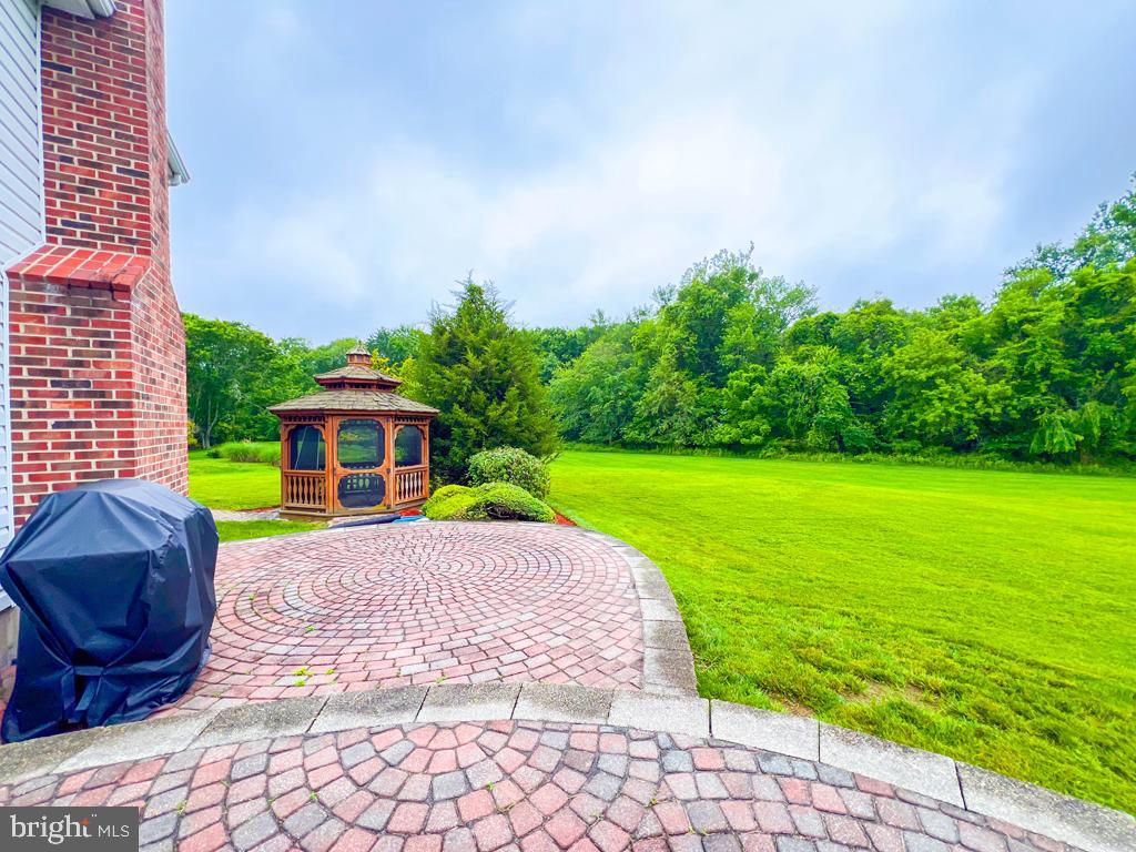 WASHINGTON CROSSING - Residential