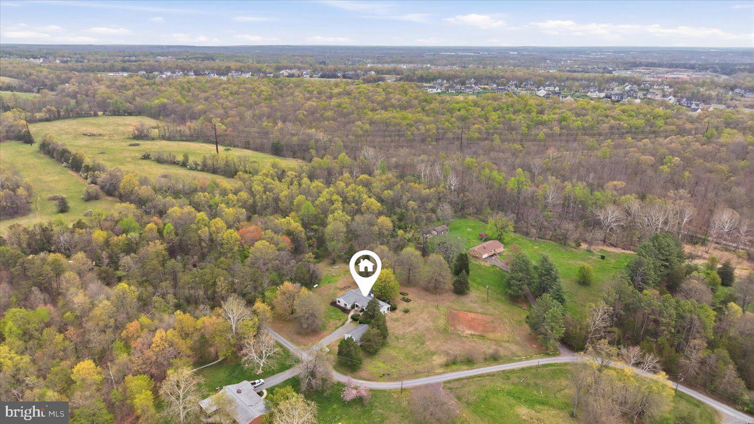 THE CHIMNEYS - Residential