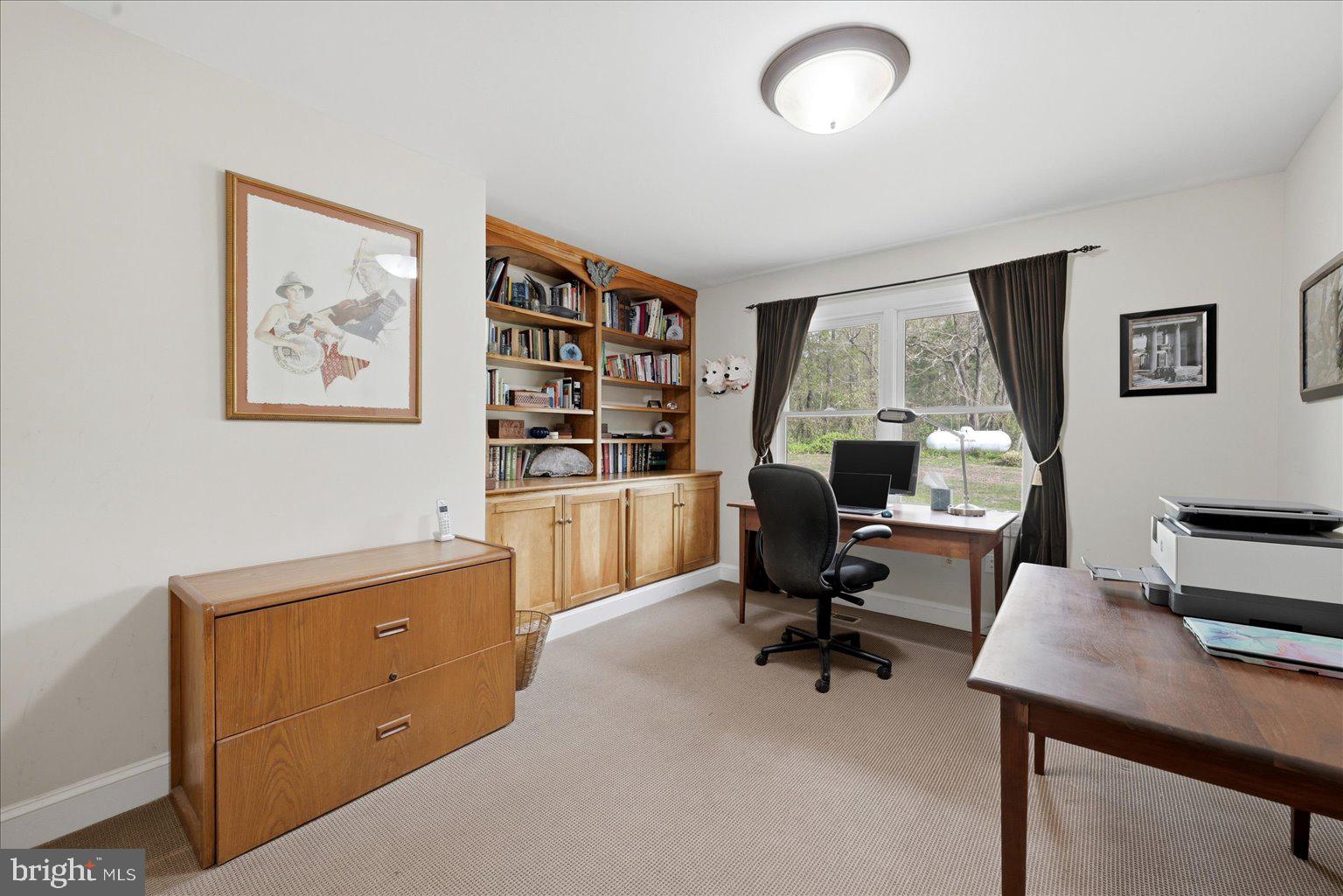 THE CHIMNEYS - Residential