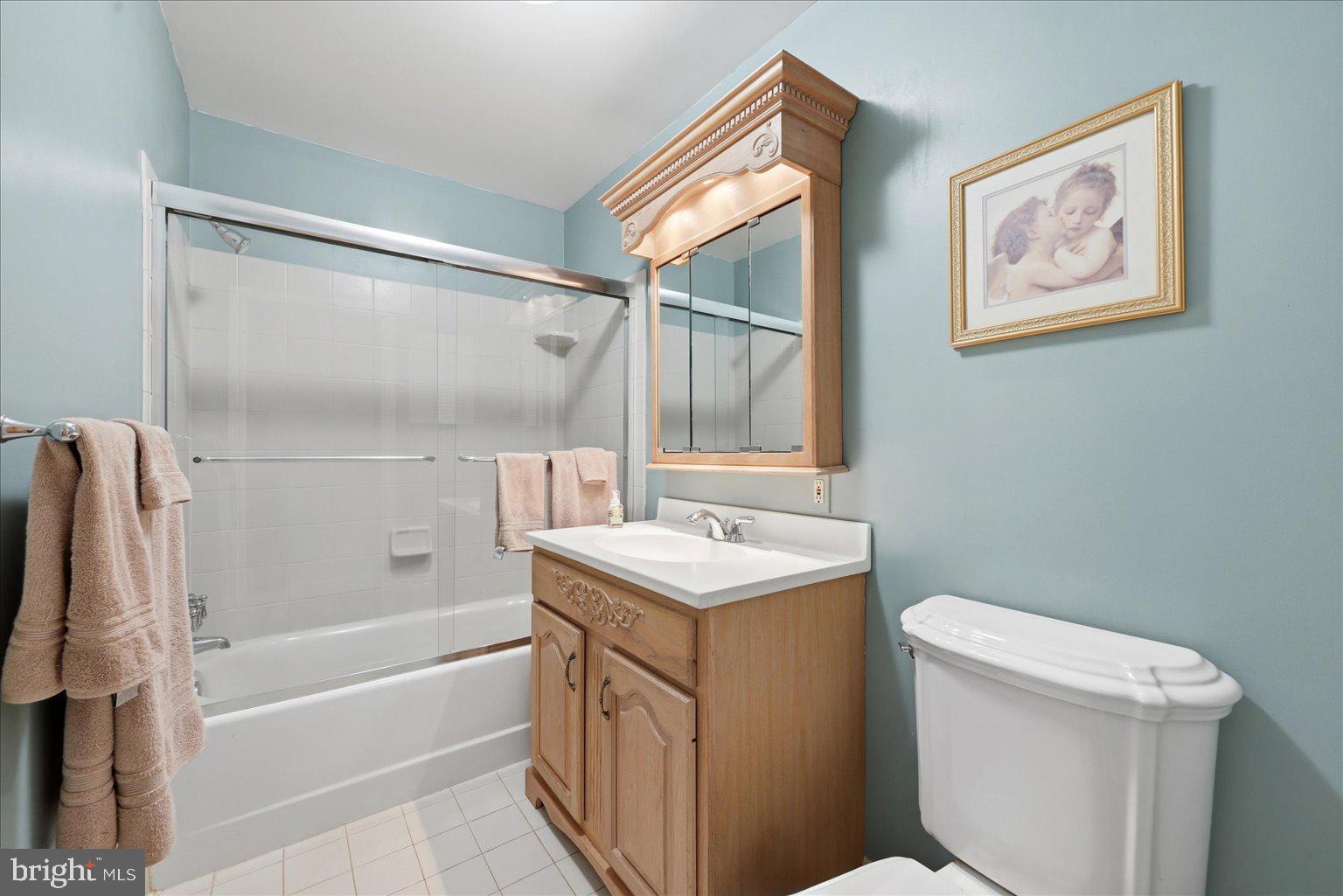 THE CHIMNEYS - Residential