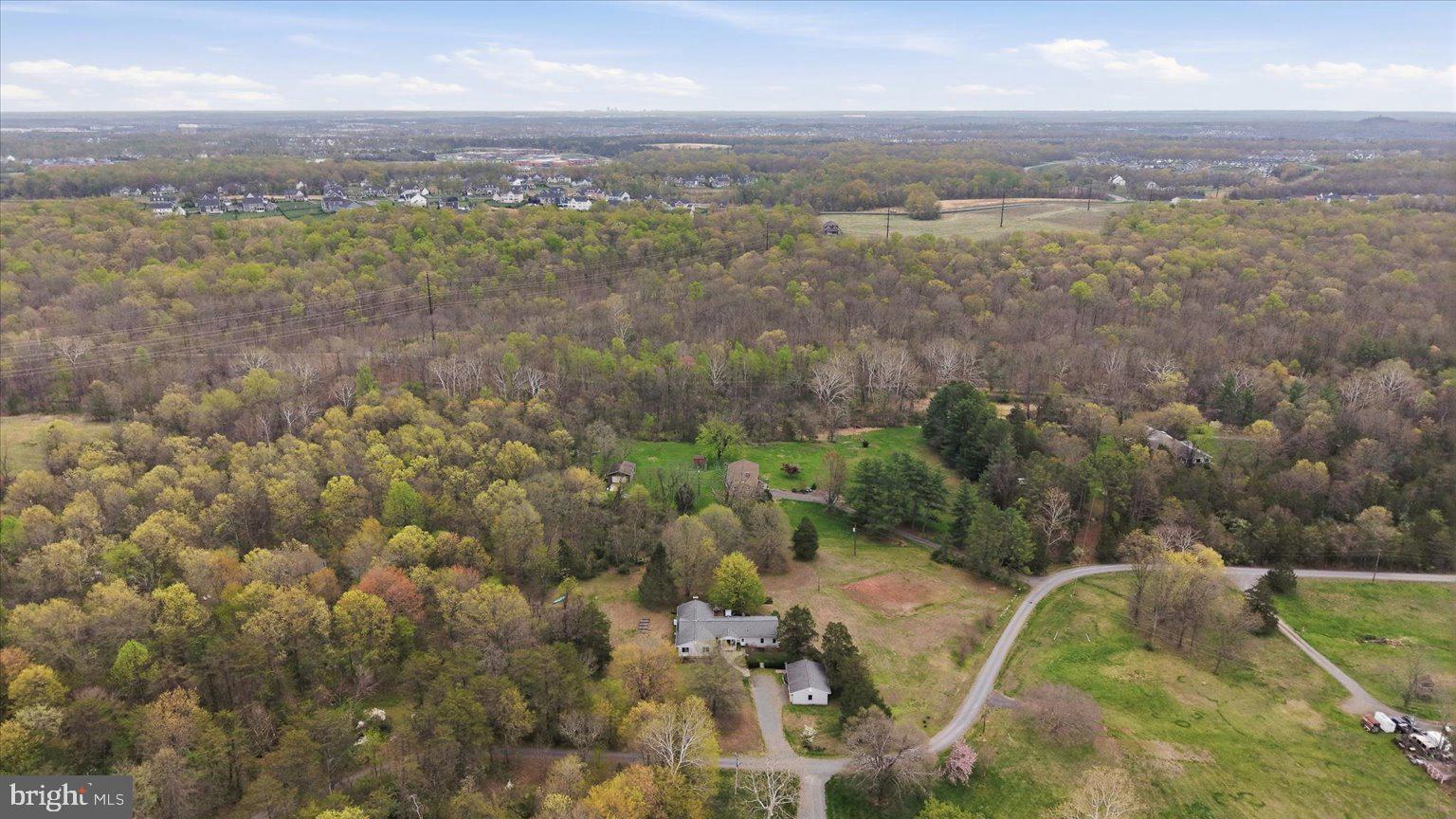 THE CHIMNEYS - Residential