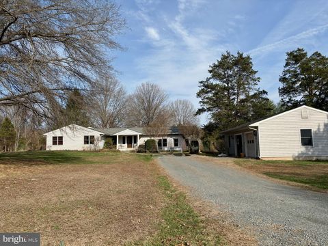25404 FROSTY MEADOW LANE ALDIE VA 20105