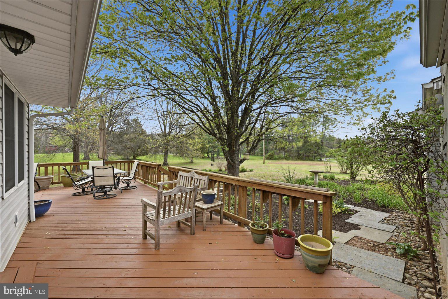 THE CHIMNEYS - Residential