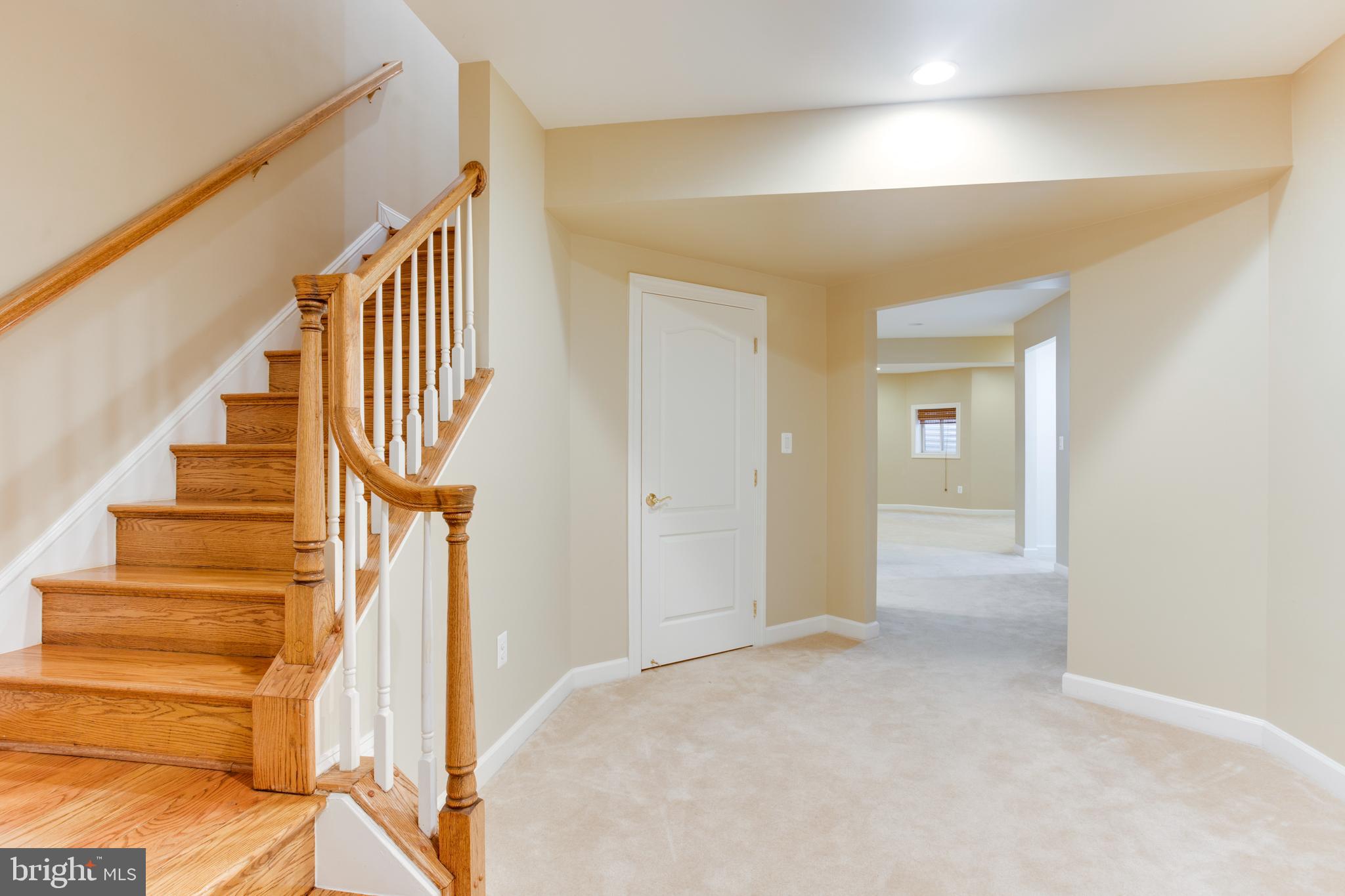 RIVER CREEK - Residential Lease