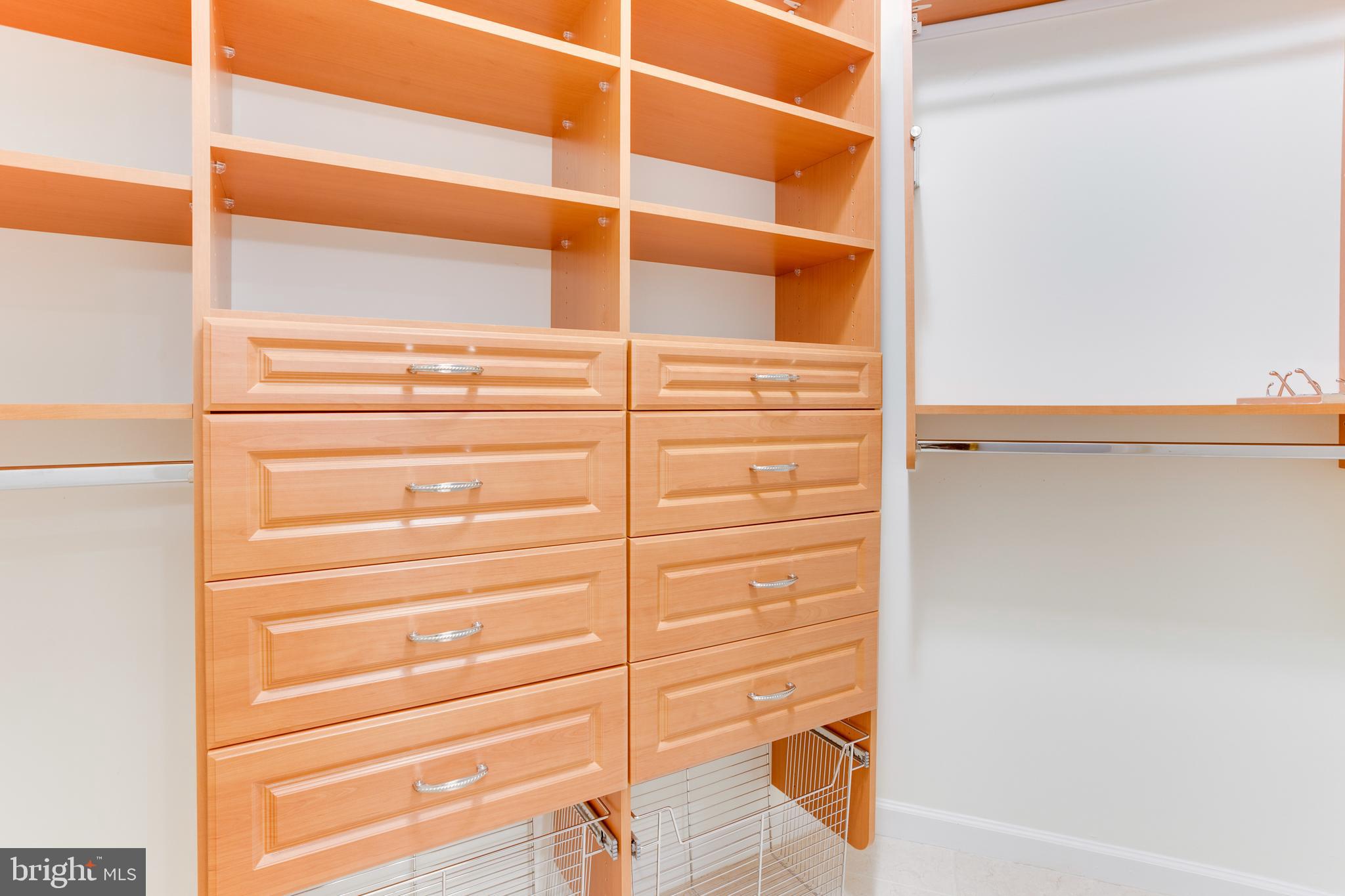 RIVER CREEK - Residential Lease