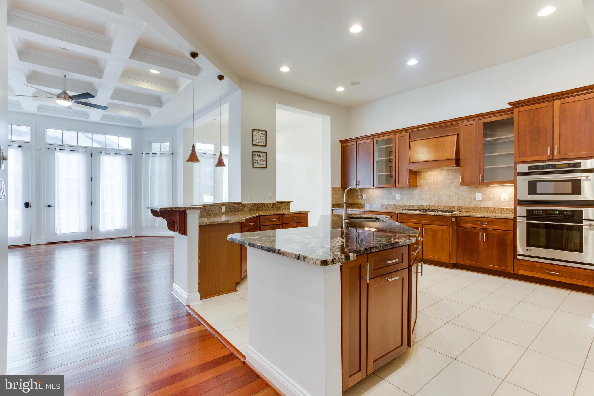 RIVER CREEK - Residential Lease