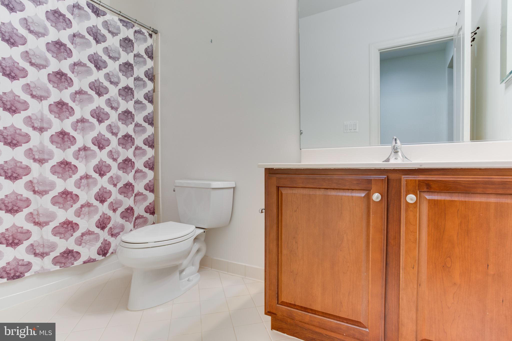 RIVER CREEK - Residential Lease