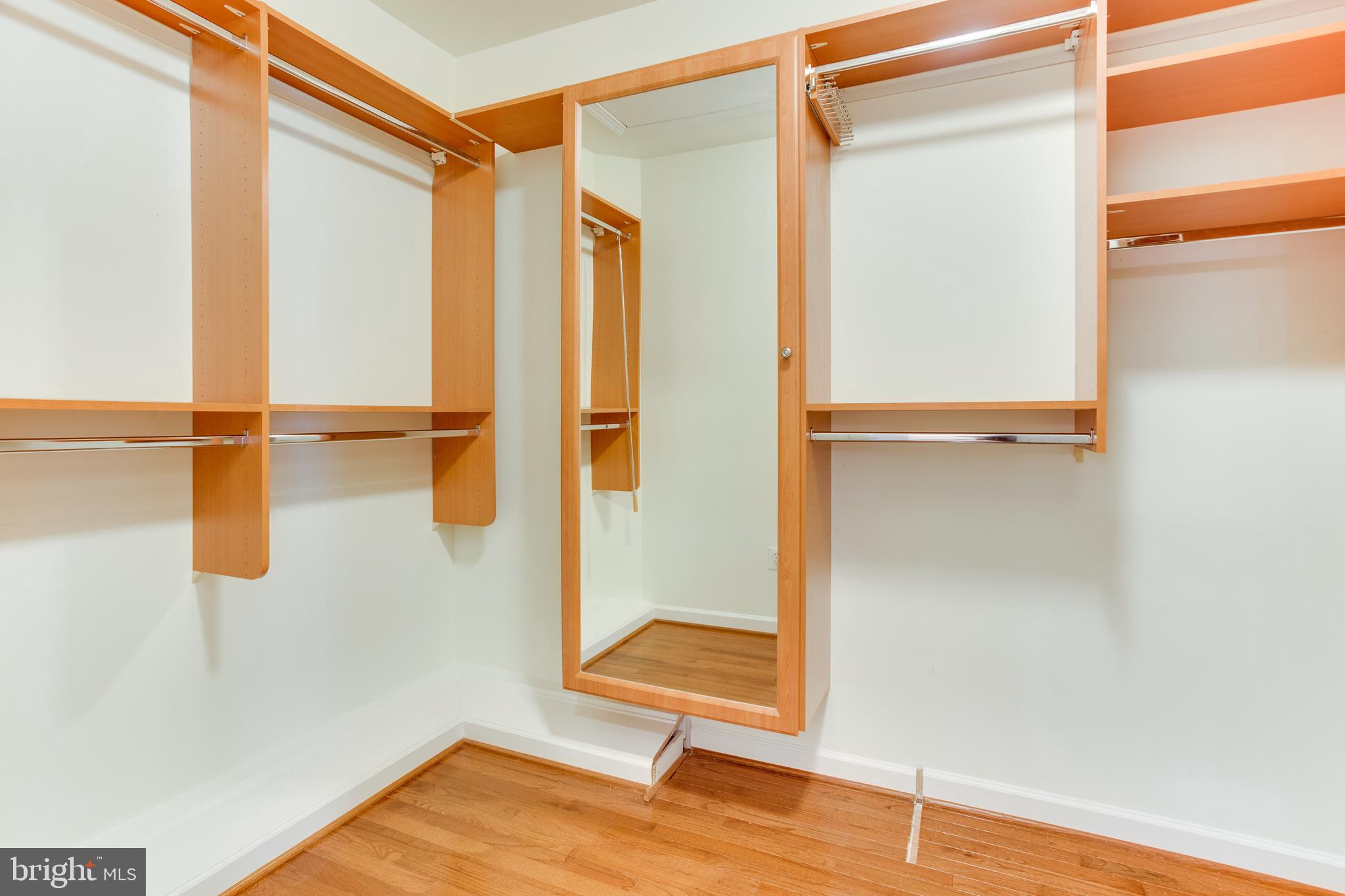 RIVER CREEK - Residential Lease