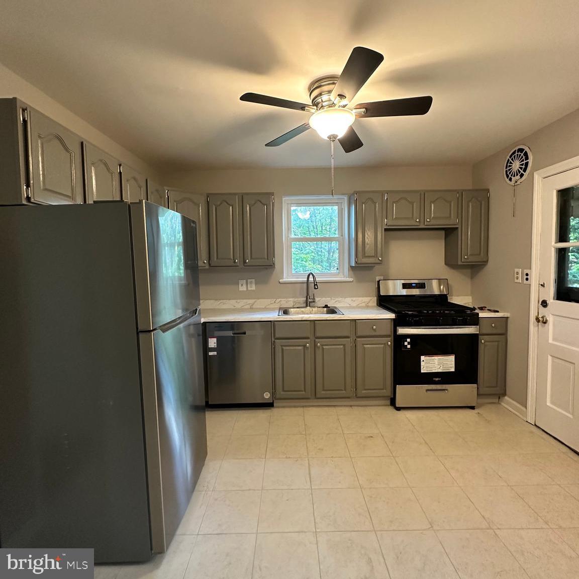 BERKSHIRE - Residential Lease