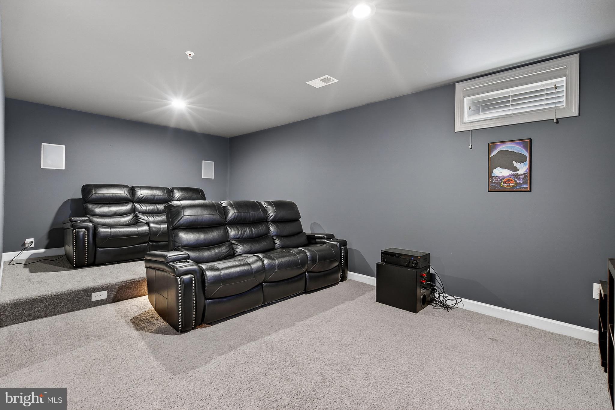 CHARLES HILL - Residential