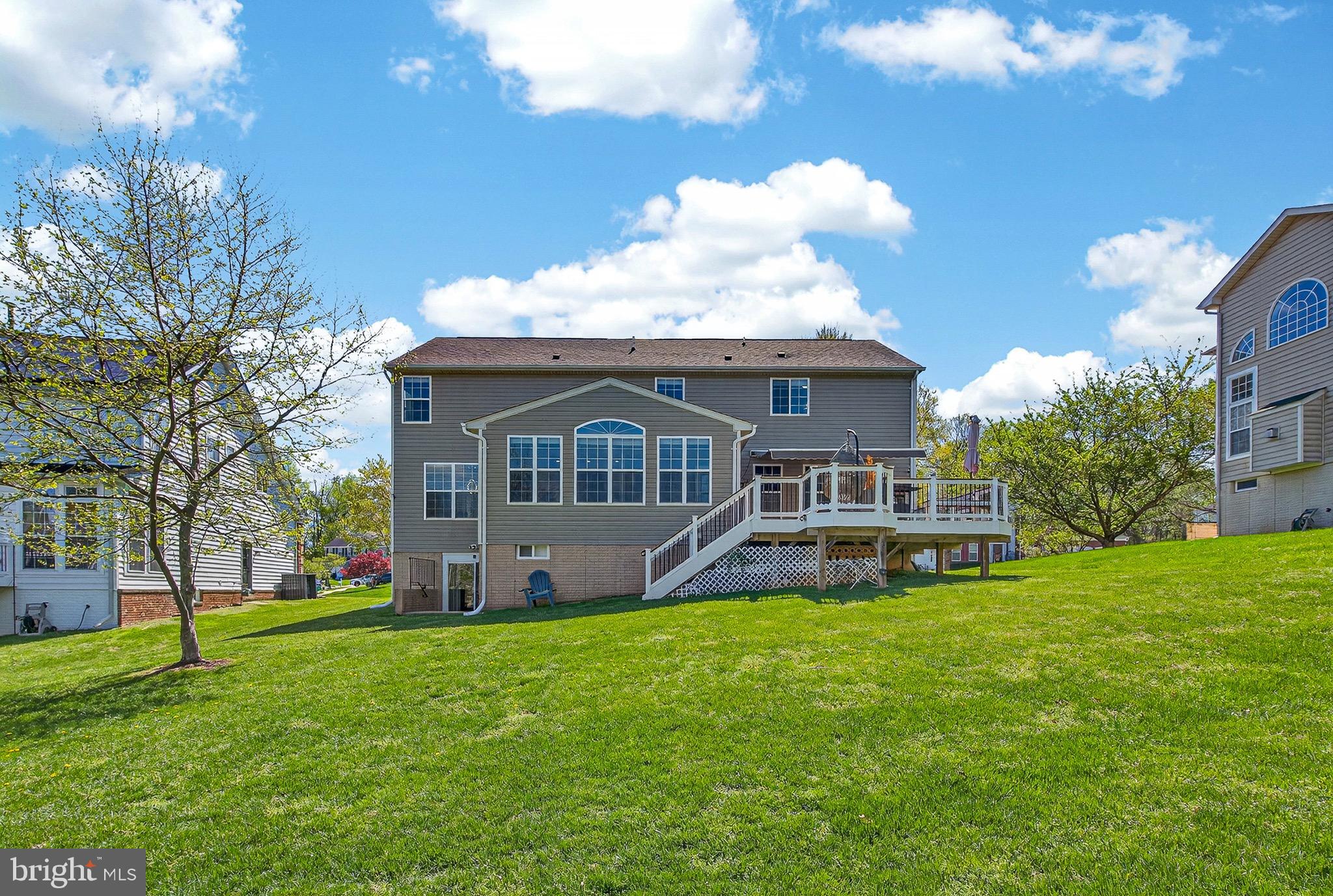 CHARLES HILL - Residential