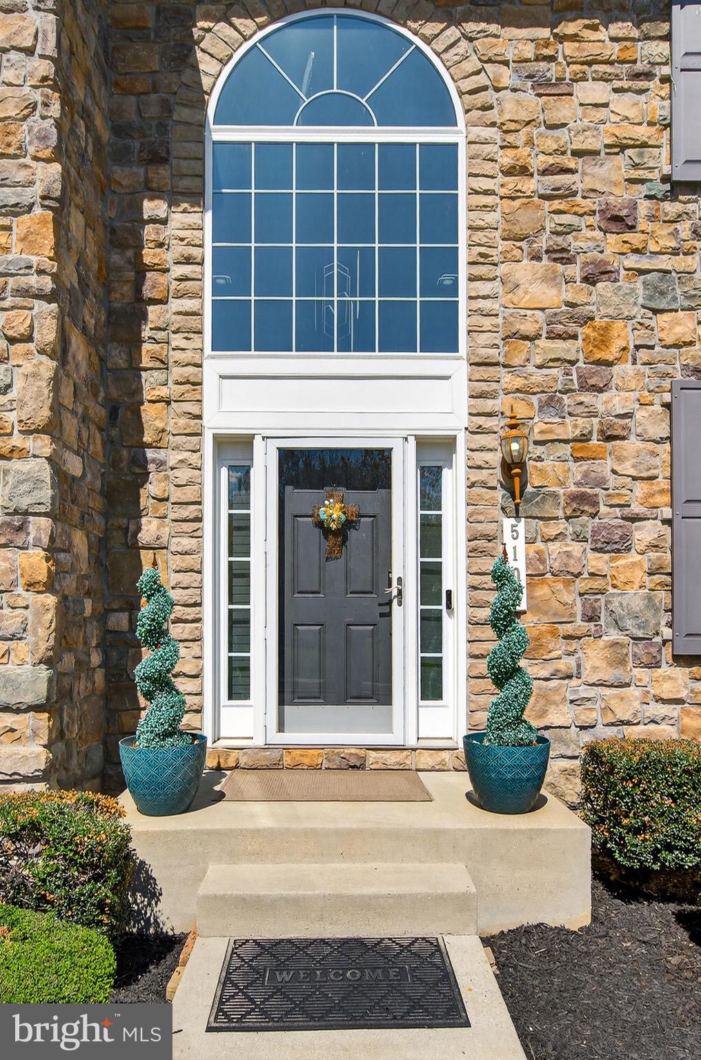 CHARLES HILL - Residential