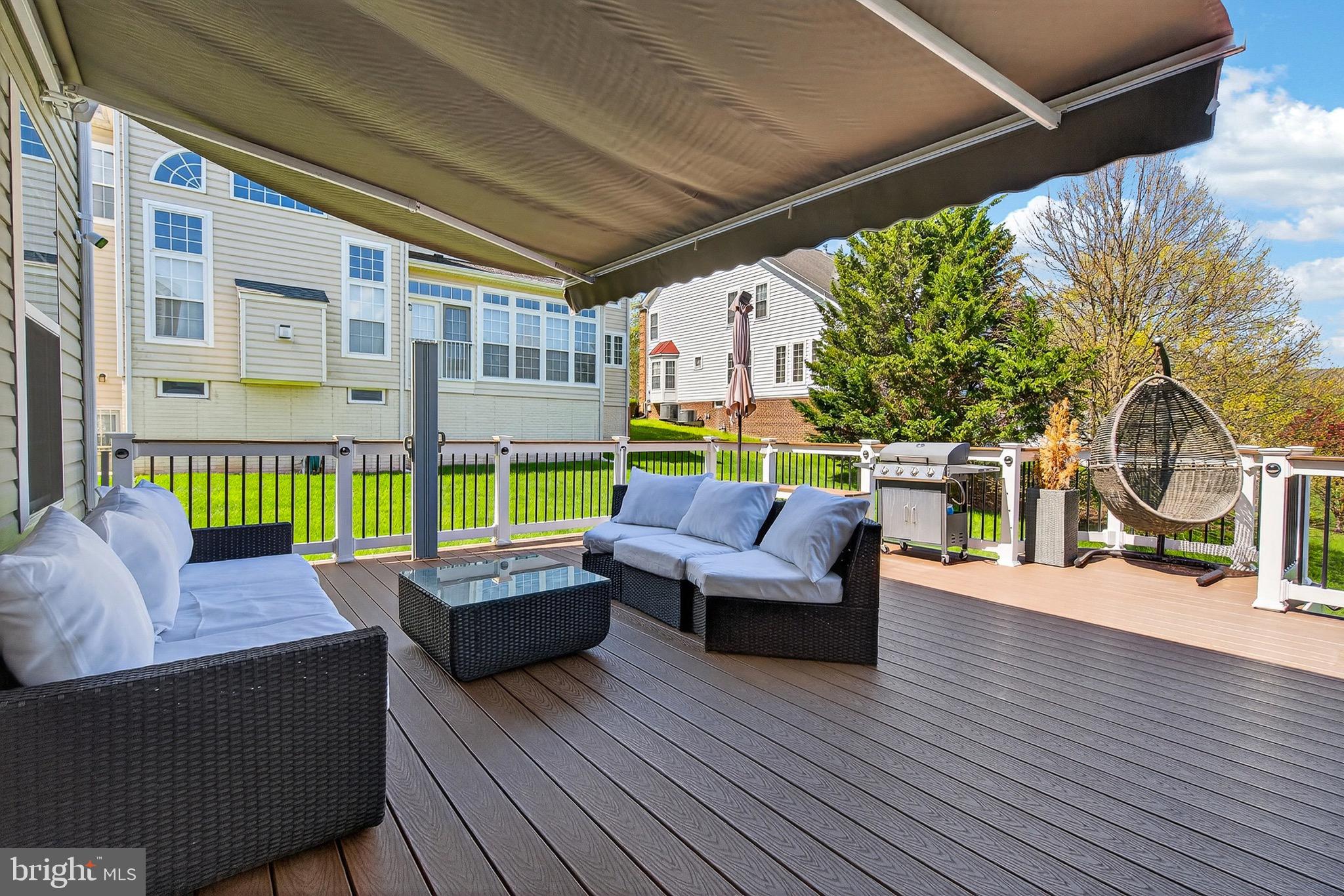 CHARLES HILL - Residential