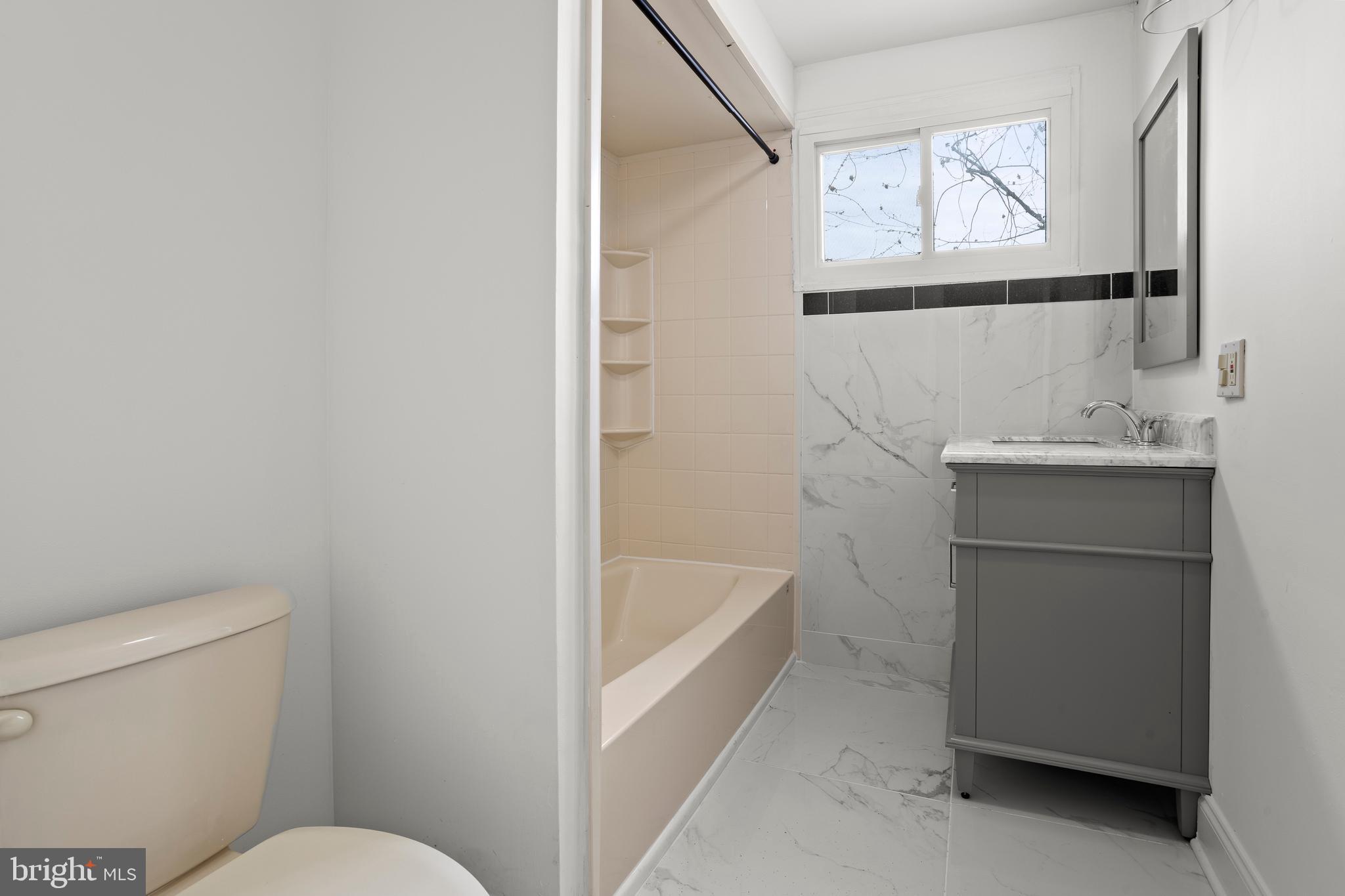 DELMAR VILLAGE - Residential