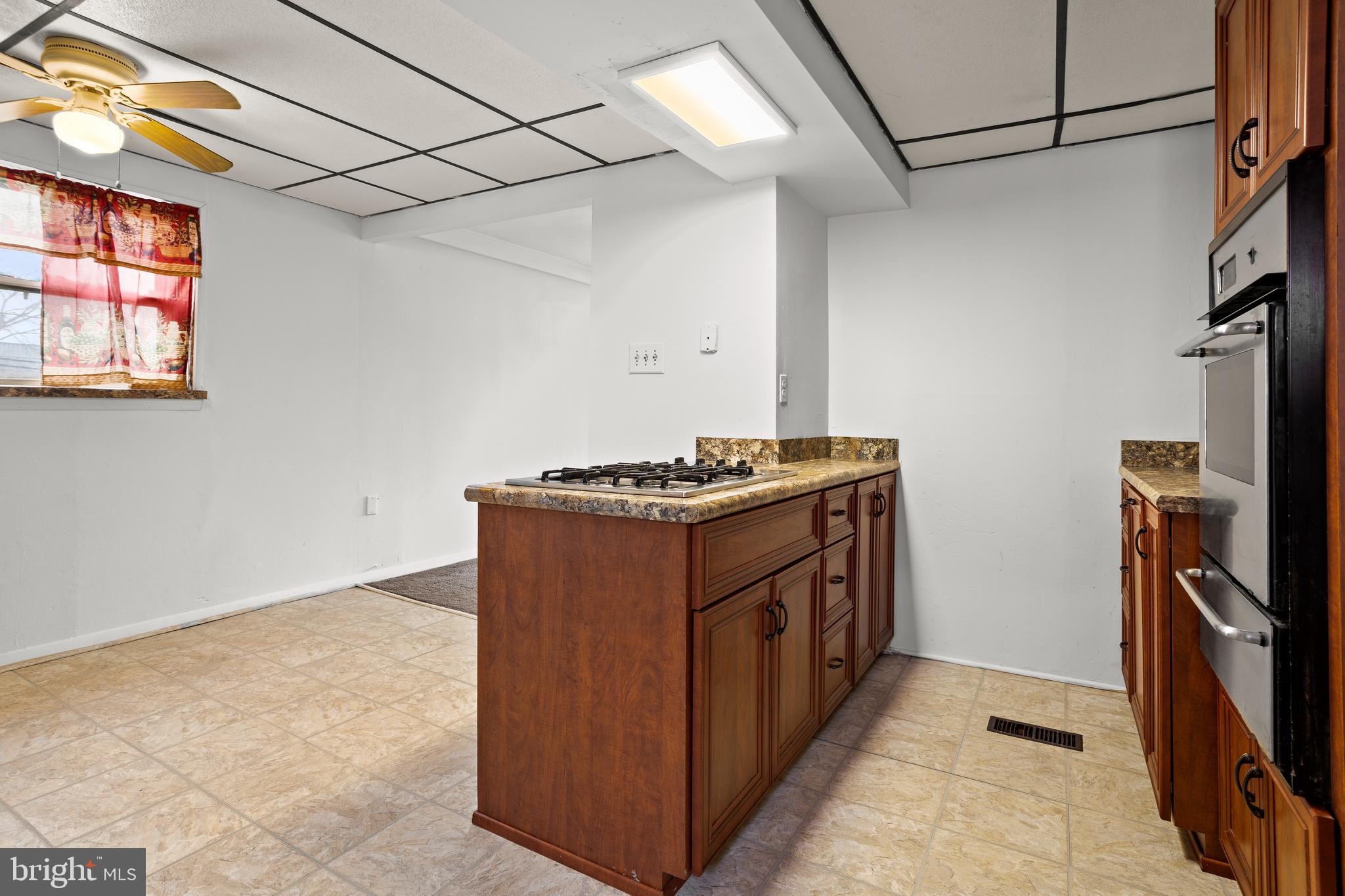 DELMAR VILLAGE - Residential