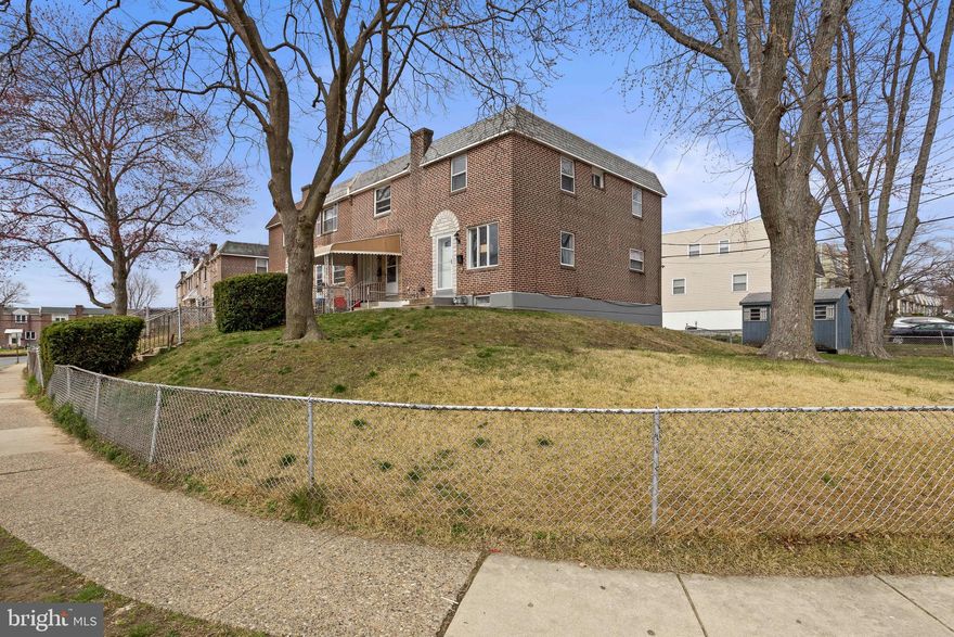Folcroft Gem

This 3 bed, 1.5 bath rowhome end unit is what you’ve been waiting for!  Walk up the front walkway and into the Main Floor: a formal living room which leads to an open concept dining and kitchen area with oak cabinets, built-in appliances and ample space.  Head upstairs to 3 perfectly sized bedrooms and a recently updated hall bath.

Basement:
Finished and ready to be used as a cozy family room area, bonus room/office, or playroom. The built in bar and half bath also makes this level perfect for entertaining during Eagles or Phillies games! Access to private driveway parking completes this space. 

Exterior:
Large front patio area perfect for morning coffee or watching the kids play in your expanded fenced in yard.

Additional Upgrades Include: Paint (2025), Flooring (master bedroom and hall bath- 2025), Water Heater (2023)

Local Vibes:
In the heart of Delmar Village, walk to places like Italian Style, Folcroft Pizza, and more! Conveniently located across the street from Delcroft Elementary. Quick access to the train, airport, 476, and 95.