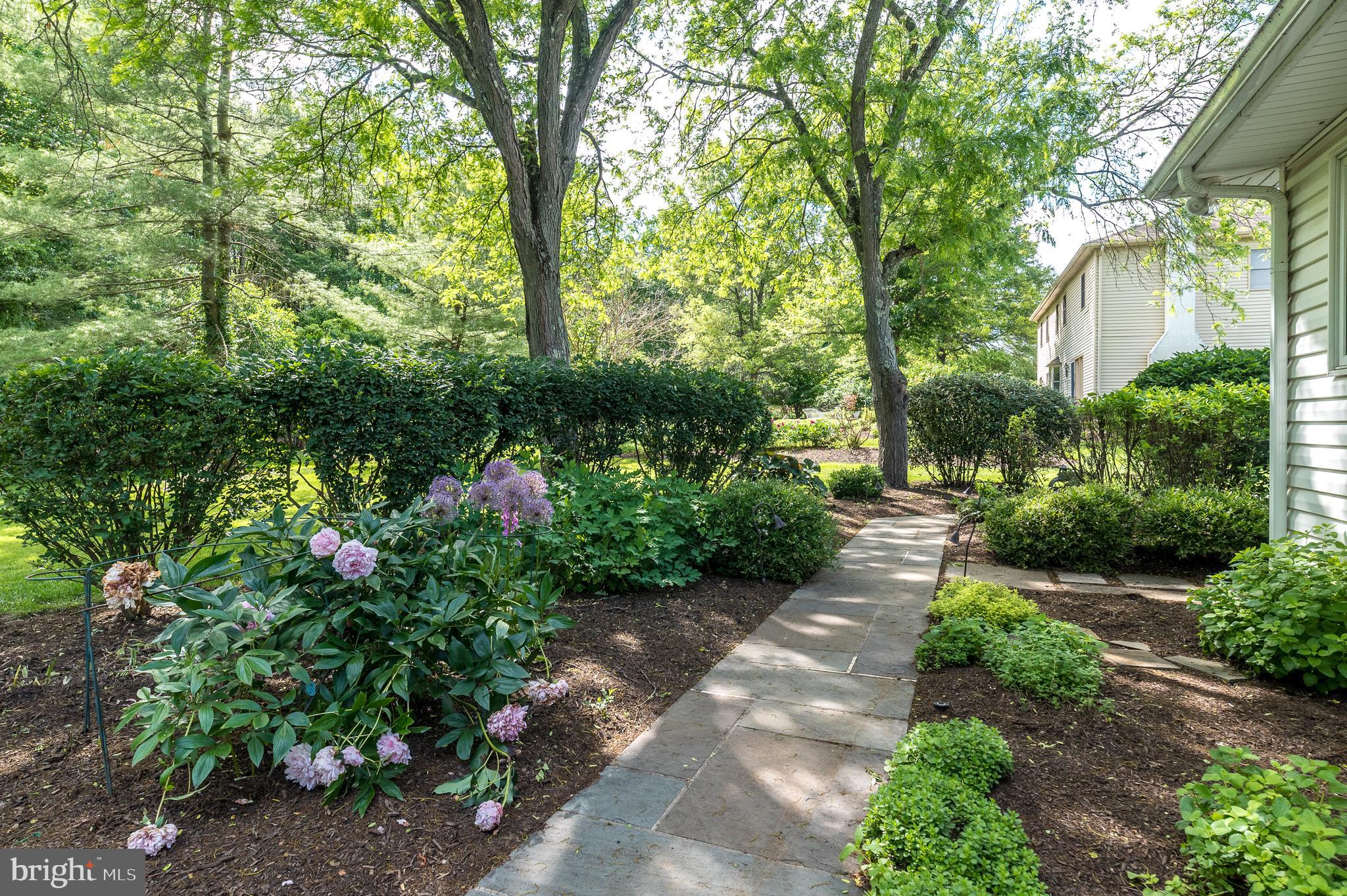 34 AUSTIN CIRCLE