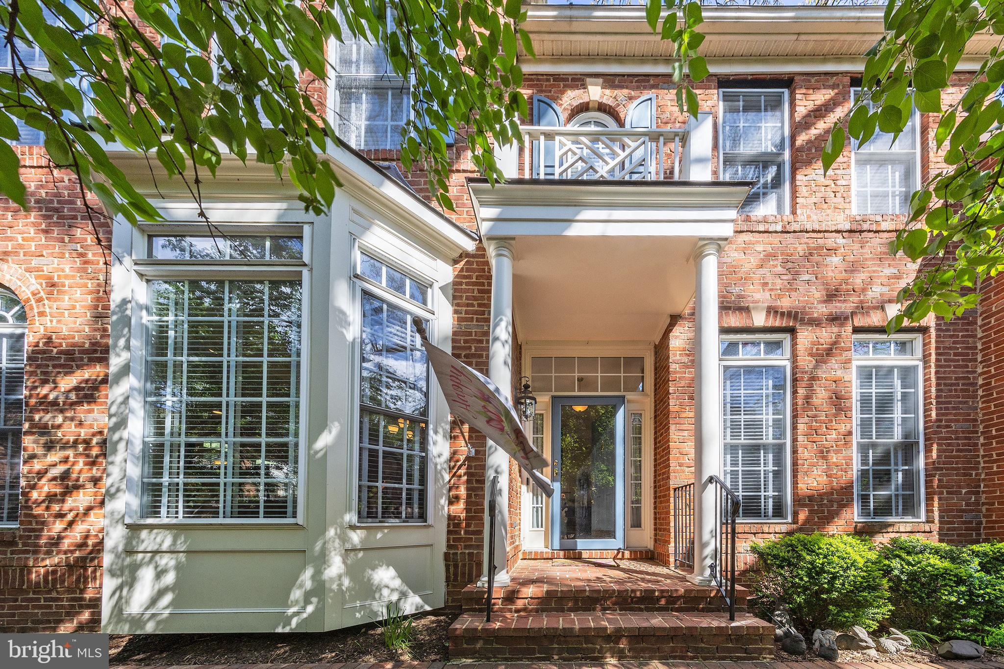 LAING AT GOVERNOR SQUARE - Residential Lease