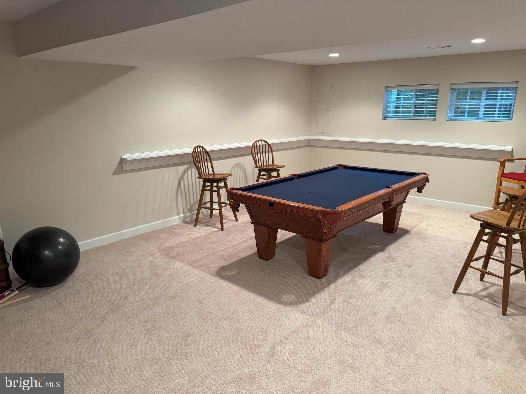 LAING AT GOVERNOR SQUARE - Residential Lease